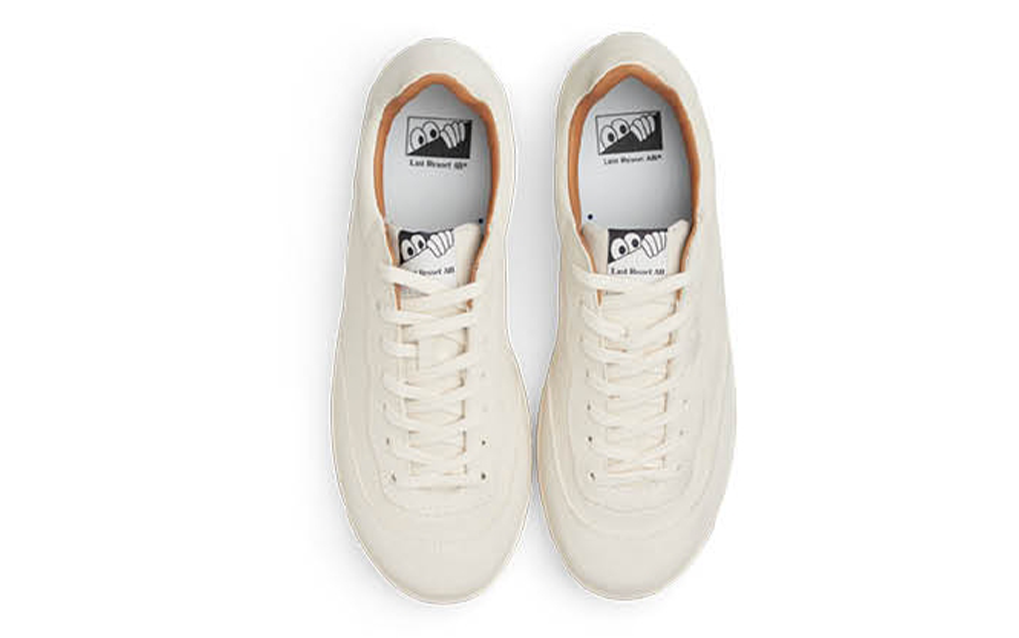 CM001 LO Suede (White/White)